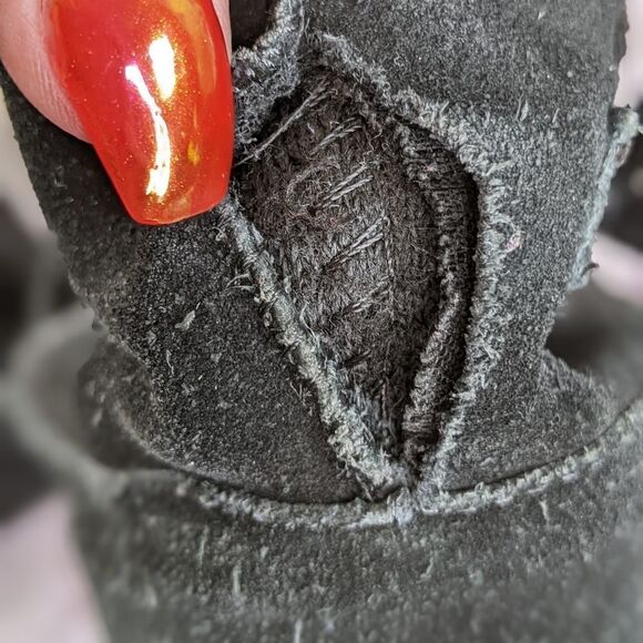 Koolaburra by UGG® Kids Victoria Short Boots - Picture 8 of 10